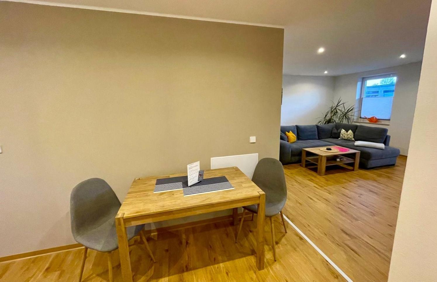 Stadtoase Geraeumige Gaestewohnungen Mit Balkon, Komfort, Modernitaet Und Ruhe, Fuer Monteure Geeignet, Free Wifi Франкенберг Экстерьер фото
