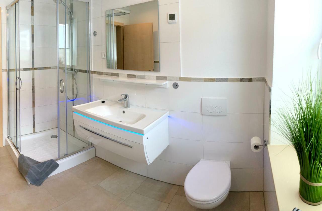 Stadtoase Geraeumige Gaestewohnungen Mit Balkon, Komfort, Modernitaet Und Ruhe, Fuer Monteure Geeignet, Free Wifi Франкенберг Экстерьер фото